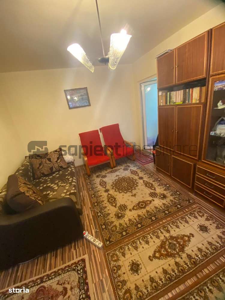 Apartament tip X - 3 camere,cartier Nufarul-1