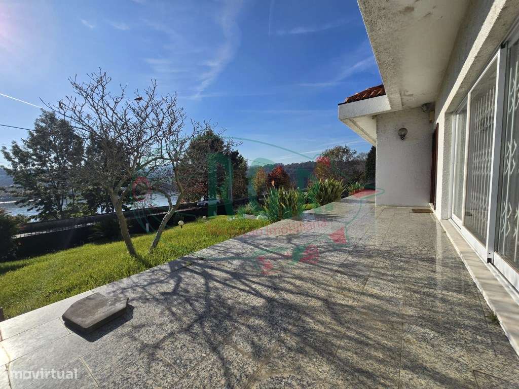 Moradia Isolada T3 | Piscina | Vistas Rio | 5 Min Porto - Grande imagem: 5/60