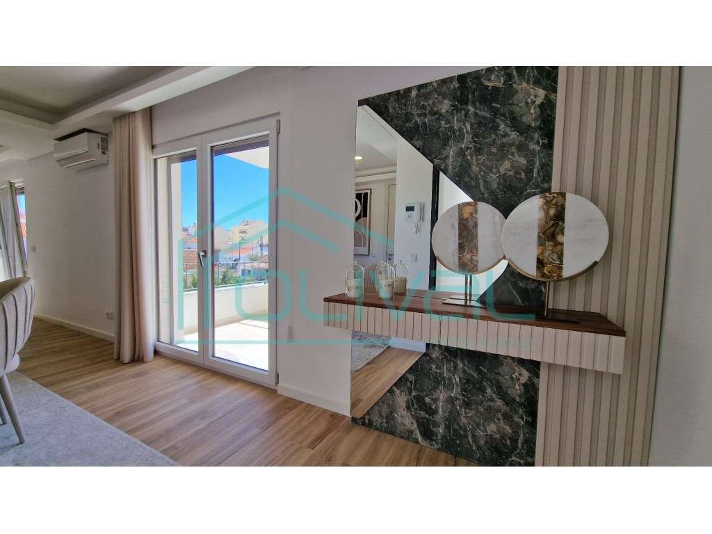 Apartamento T3 Novo Samora Correia-9