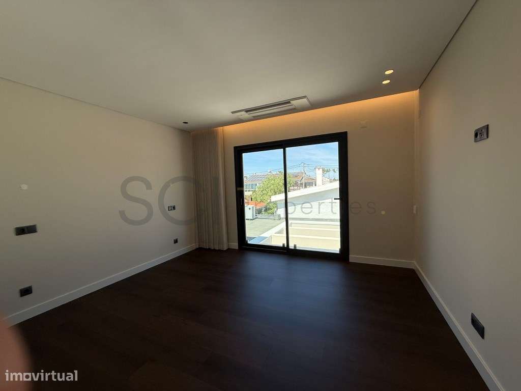 Moradia T4 Luxo Isolada | Belverde | Piscina | Garagem-21