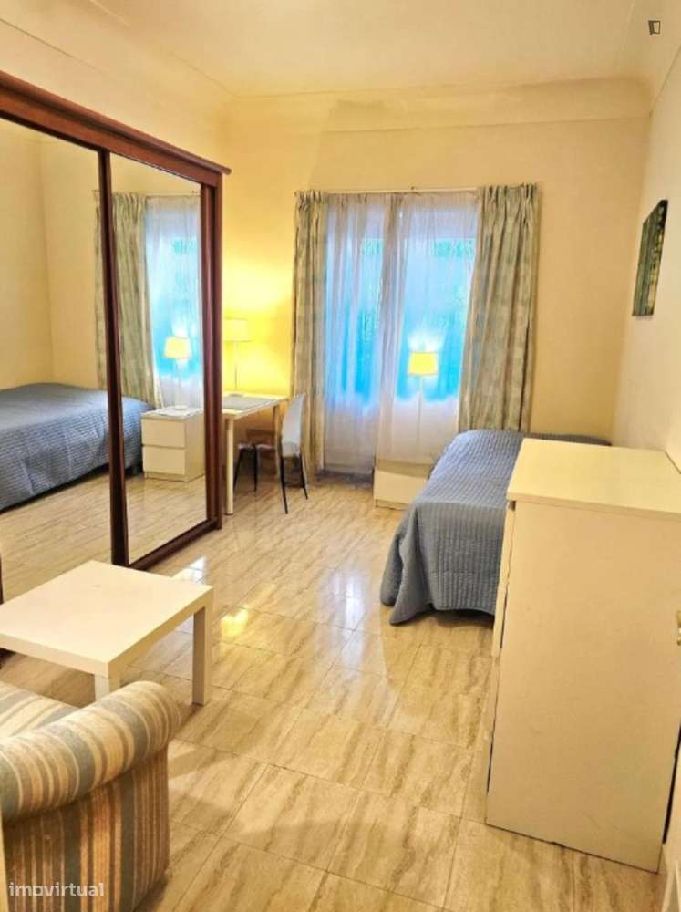 Quarto - localizado em Entrecampos Lisbon - Grande imagem: 4/10