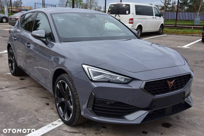 Cupra Leon 2.0 TSI DSG - 19