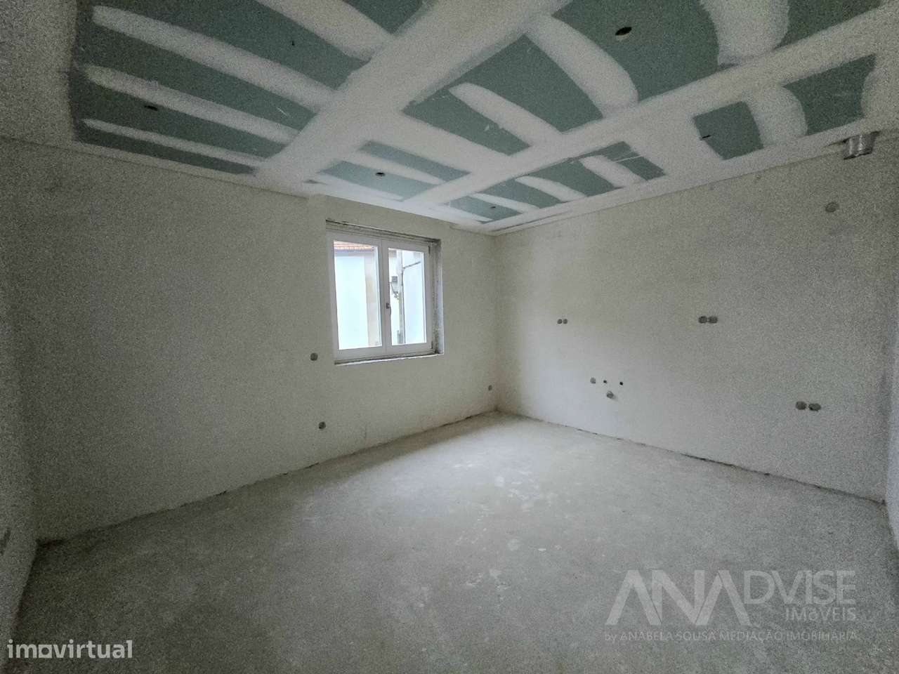 Apartamento T1 Venda em Viseu,Viseu - Grande imagem: 2/11