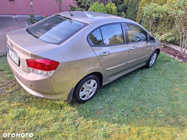 Honda City 1.4 Comfort - 5