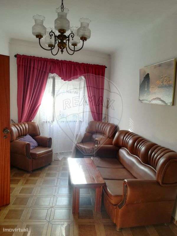 Moradia T5 para venda-5