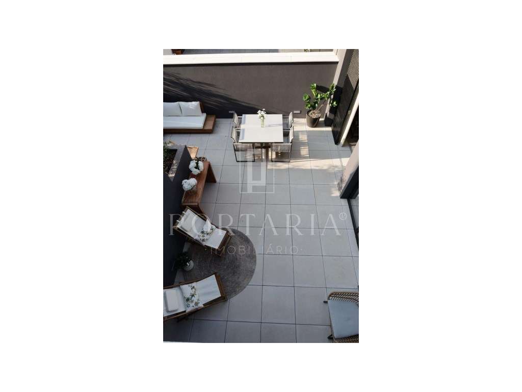 Apartamento T3 Duplex Novo Pronto A Habitar Em Aveiro