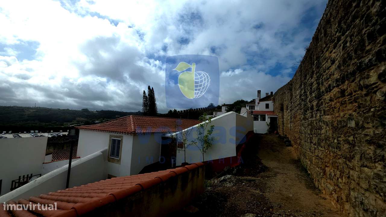 Moradia T1 renovada dentro das muralhas de Óbidos, com terraço, jardim-20