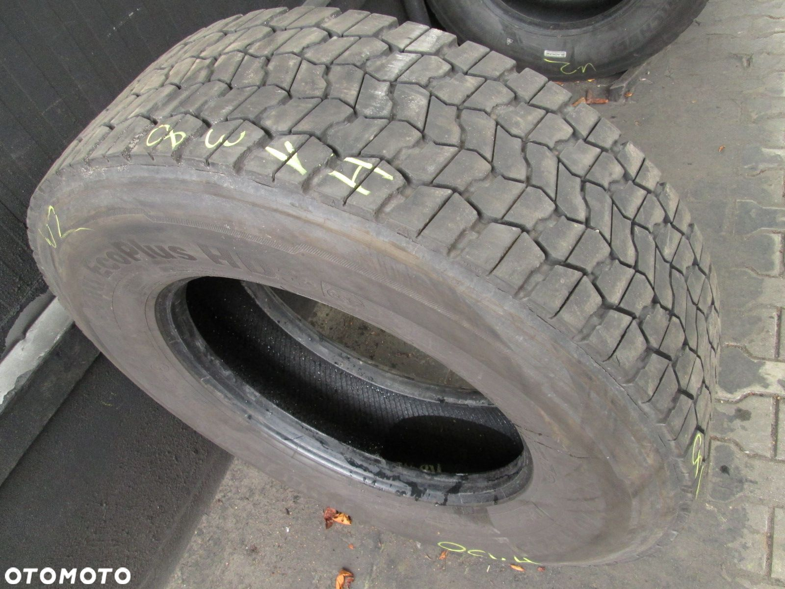 Opona ciężarowa 315/70R22.5 Continental - 2