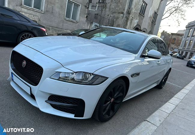 Jaguar XF 20d RWD R-Sport - 1