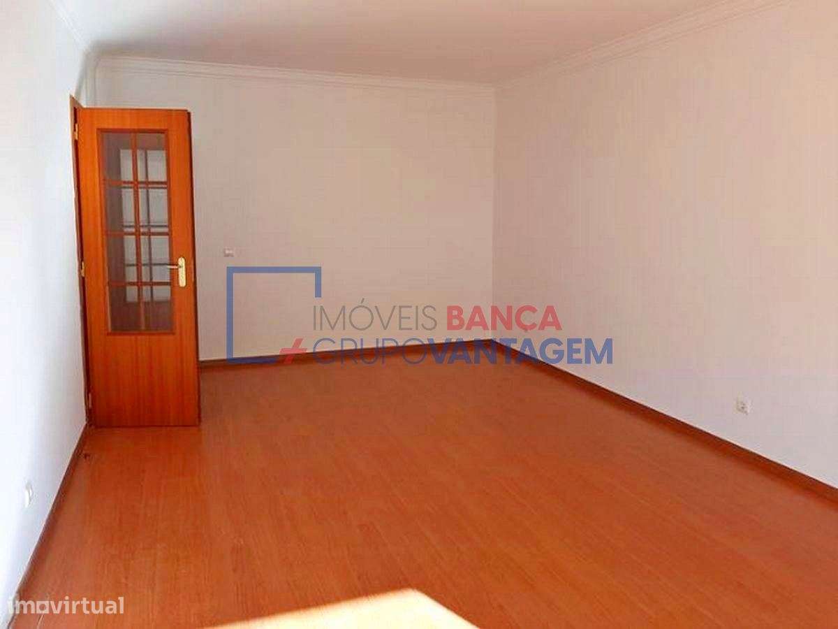 Apartamento T2 no Alto do Seixalinho  Barreiro - Grande imagem: 5/17
