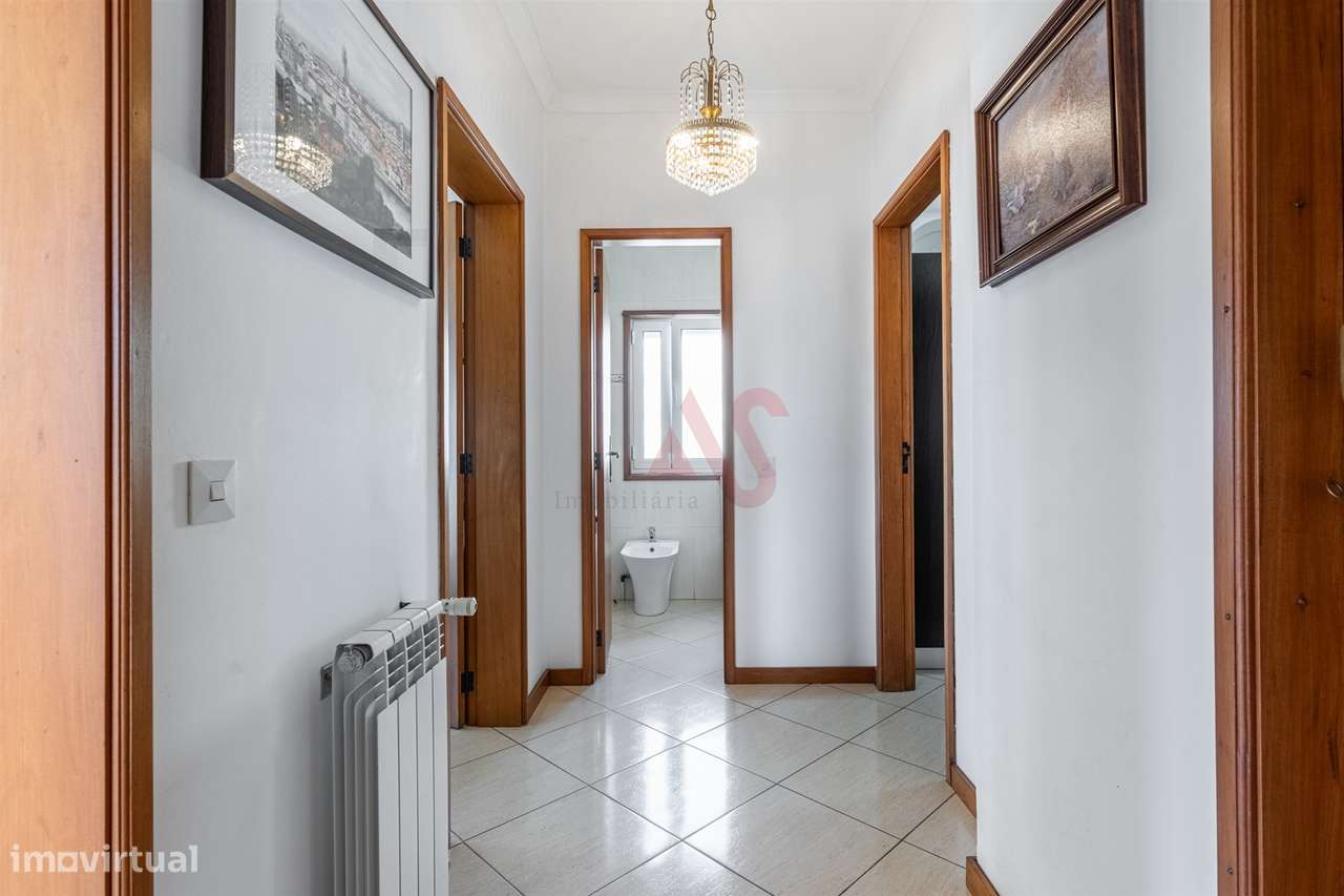 Moradia T5 com Vista Deslumbrante sobre a Cidade de Vizela-26