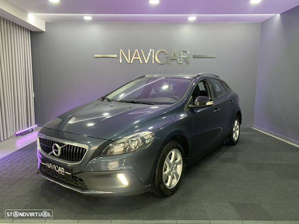 Volvo V40 Cross Country 2.0 D2 Momentum - 3