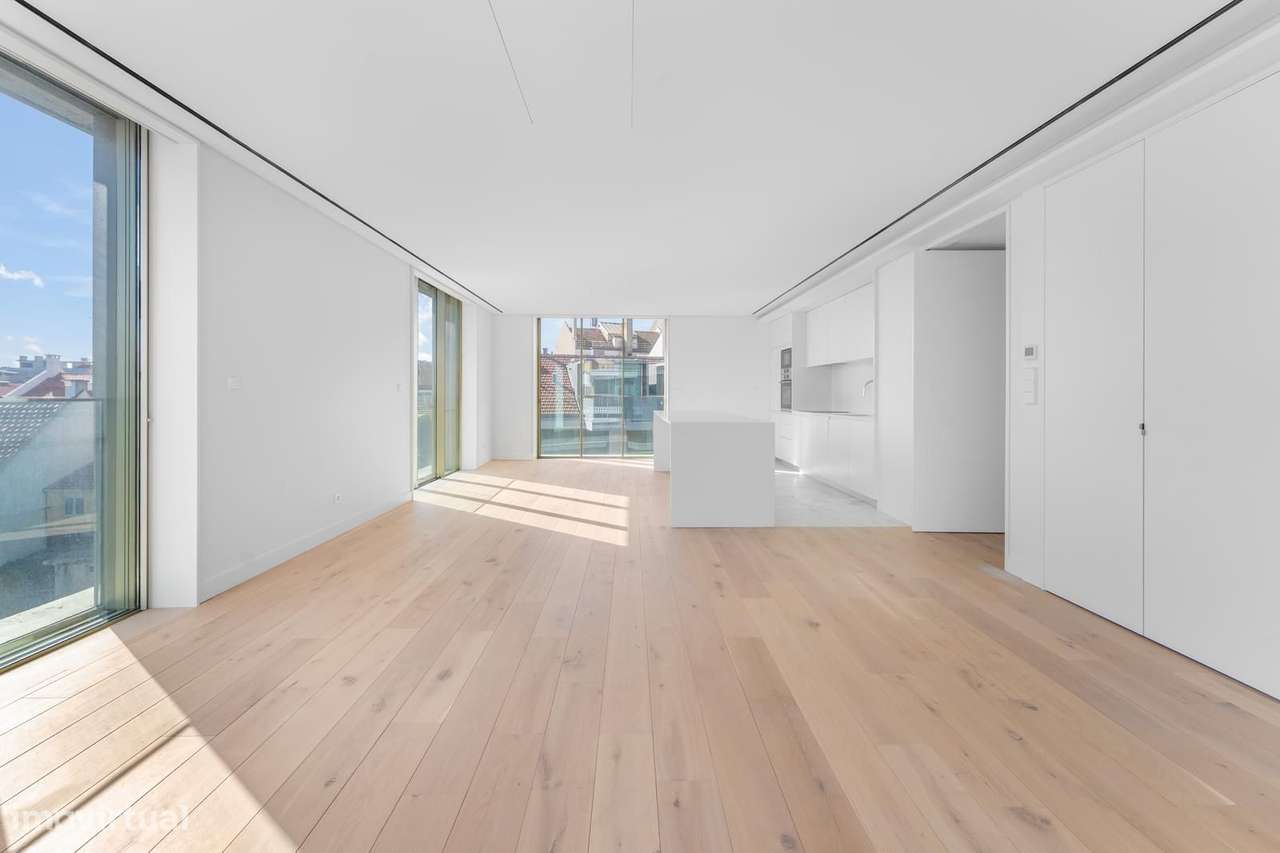 Apartamento T3 com piscina, Lisboa-3