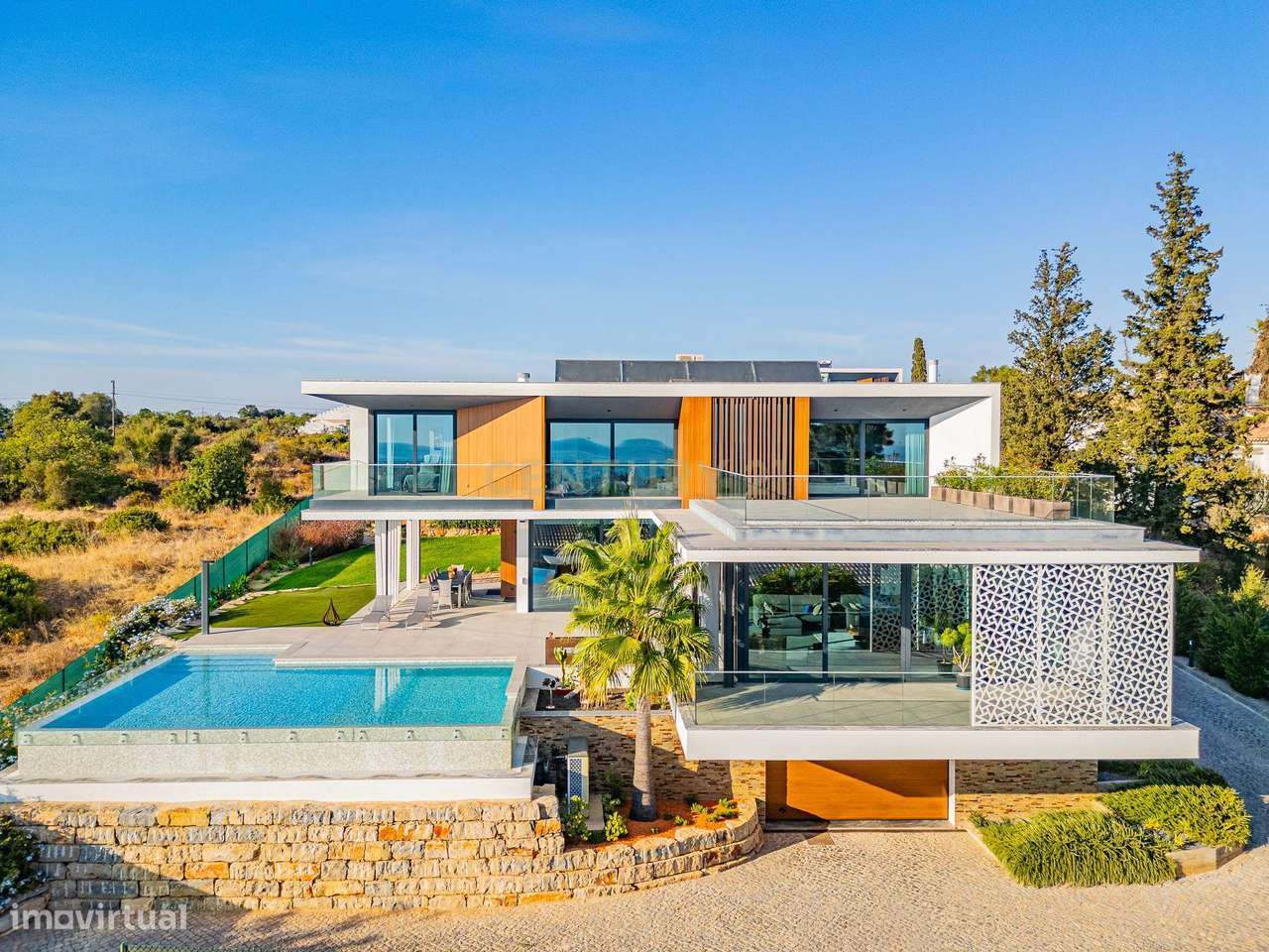 Villa de Luxo com 5 quartos e Vista Mar Panorâmica-38