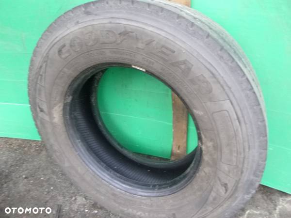 Opona 235/75R 17.5 Goodyear RHDII Napędowa - 2