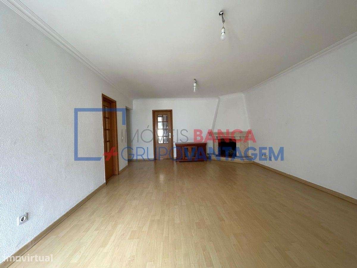 Apartamento T2 Pinhal Novo - Grande imagem: 2/27