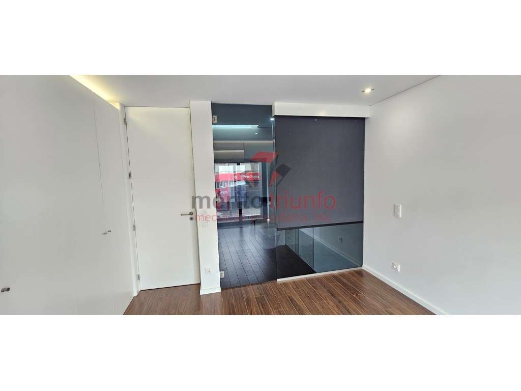 Oferta Escritura e Registo- Apartamento T3 NOVO - Ramalde - Porto-9