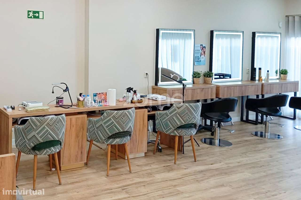 Trespasse de Salão de Beleza no Porto – Zona Central (Pereiro) - Grande imagem: 4/18
