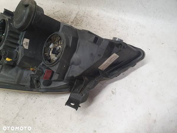 * LAMPA PRZEDNIA PRAWA PRZÓD PRAWO OPEL VECTRA C - 9