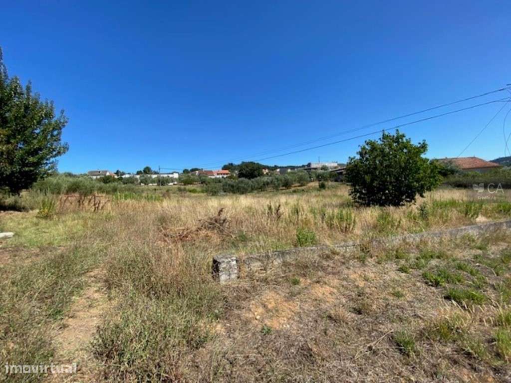 Terreno - Grande imagem: 2/9