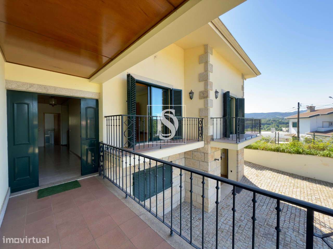 Moradia Individual T4 em Lago - Amares - Grande imagem: 2/43