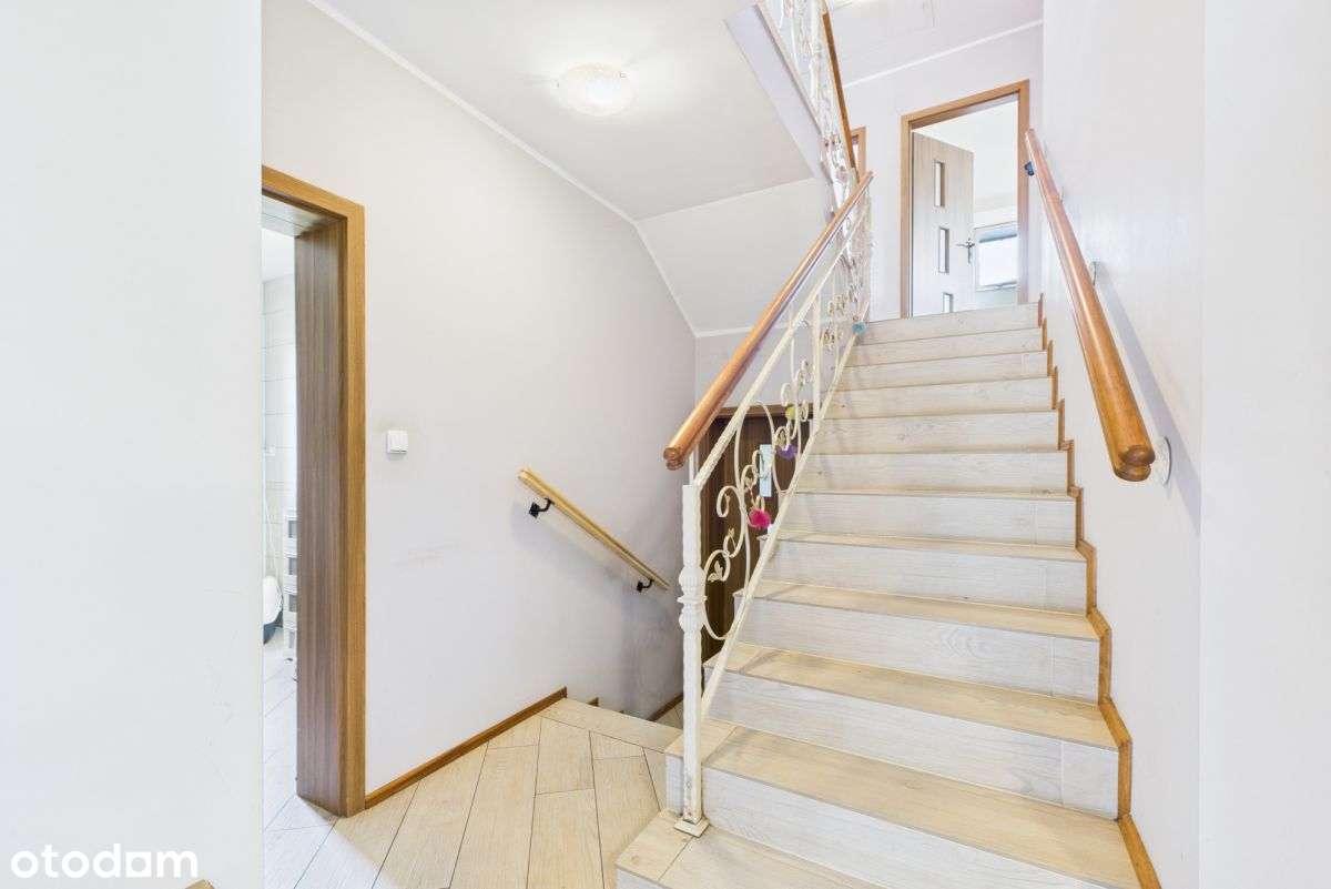 5 sypialni, garaż na 2 samochody!!!-8