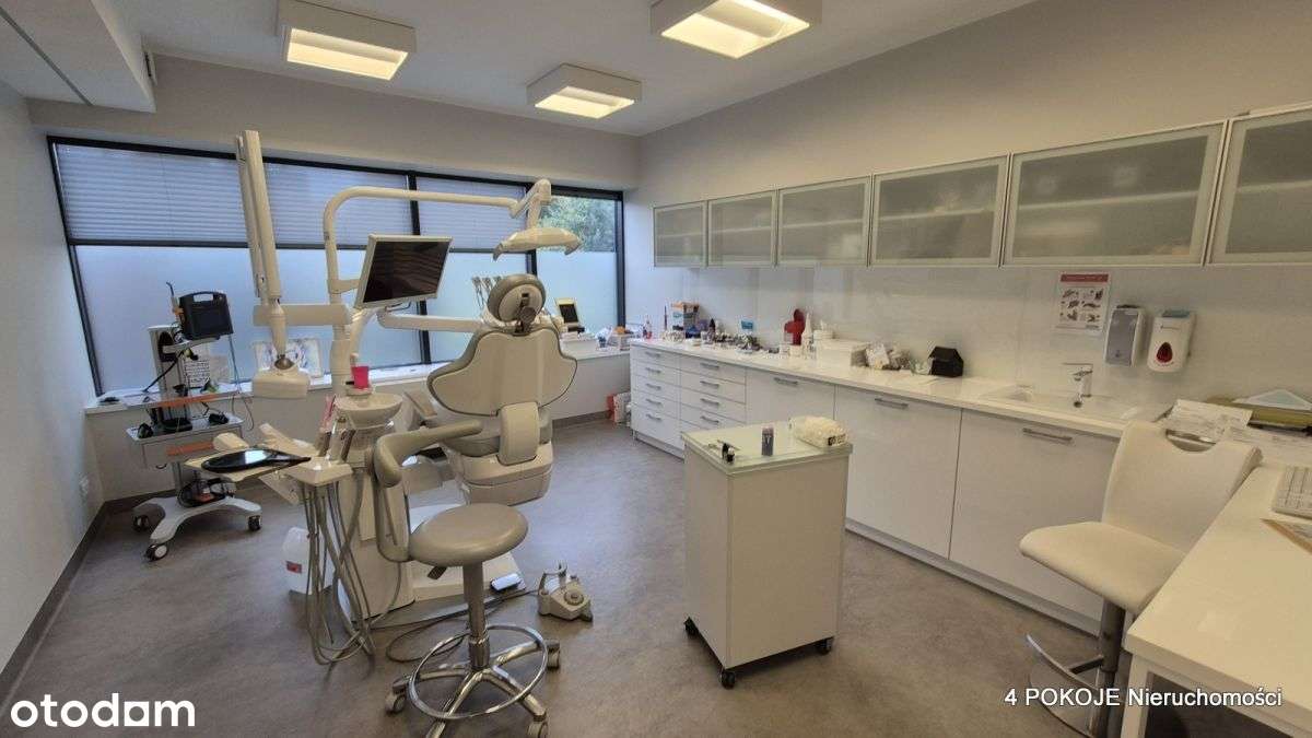 *Lokale z wyposażeniem medycznym*-0