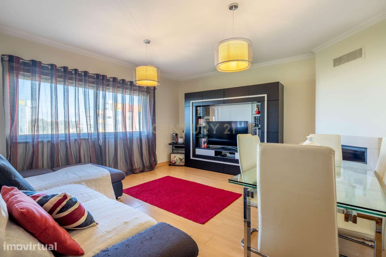 Apartamento T3 em Torre da Marinha com parqueamento e arrecadação indi - Grande imagem: 5/24