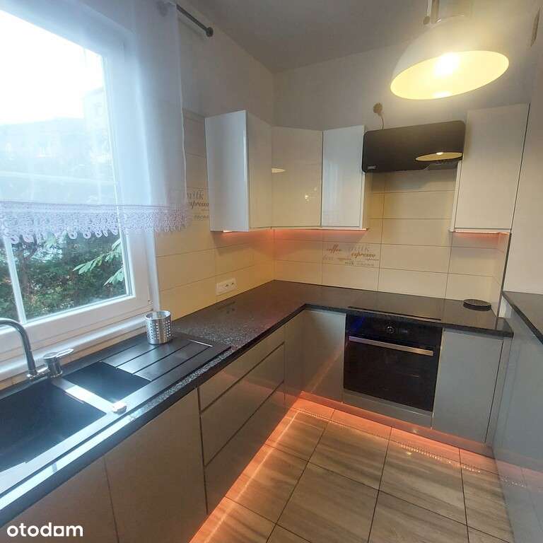 Dom na sprzedaż – Katowice, ul. Styczniowa !-4