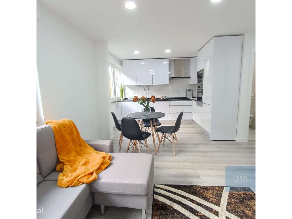 Apartamento T2 para Investimento | Benfica - Calçada do Tojal - Grande imagem: 2/21