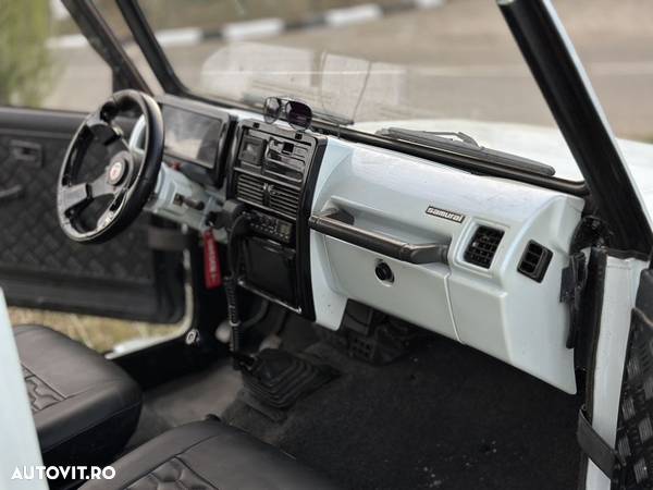 Suzuki Samurai - 8