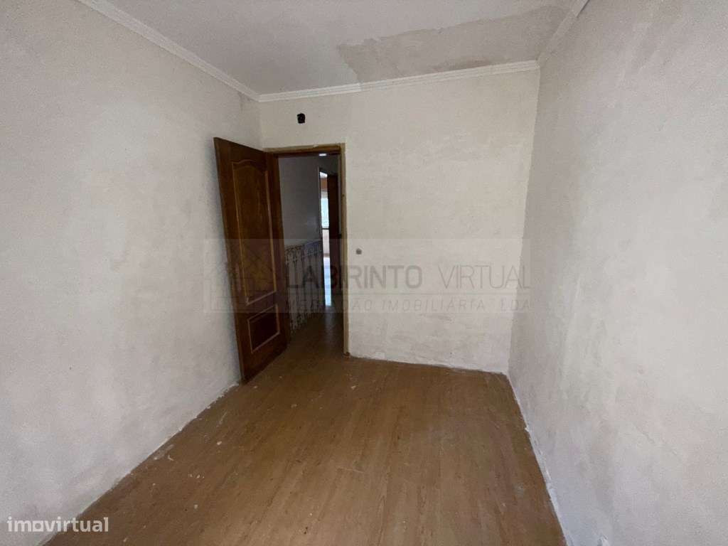 Vende-se T2 em Benfica - Lisboa-7