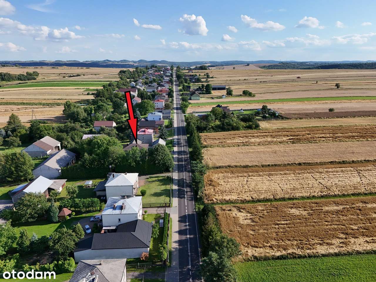 Siedlisko 3,202 ha, dom 200 m2, stodoła  200 m2, możliwość podziału !-6