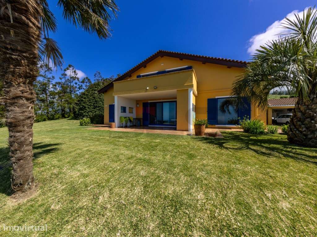 Refúgio Exclusivo com Vista Panorâmica Sobre o Atlântico - Costa Su...-50