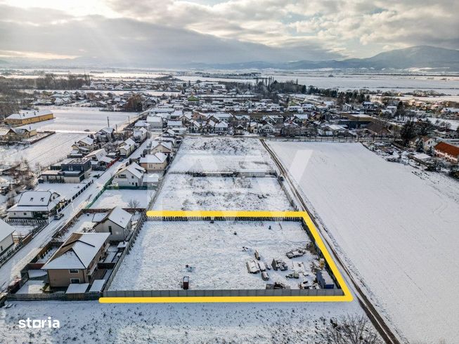 Teren intravilan, parcelare posibila, 2320 mp Stupini, Brasov | Comisi-3