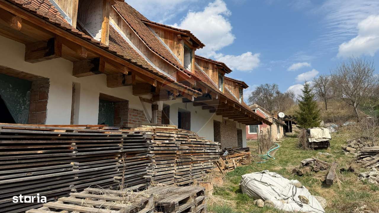 Casă autentică în Alma Vii – restaurare începută, potențial nelimitat-6