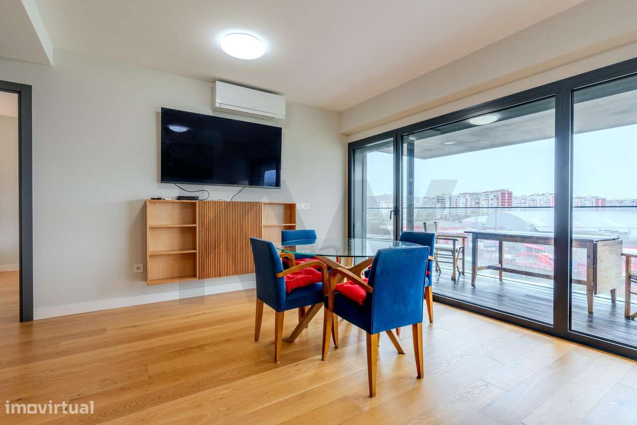 Luminoso T1 no Condomínio Lux Prime para arrendamento, mobilado e equi - Grande imagem: 3/35