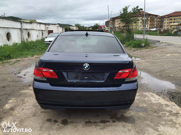 dezmembrez bmw 730d 2006 facelift - 1