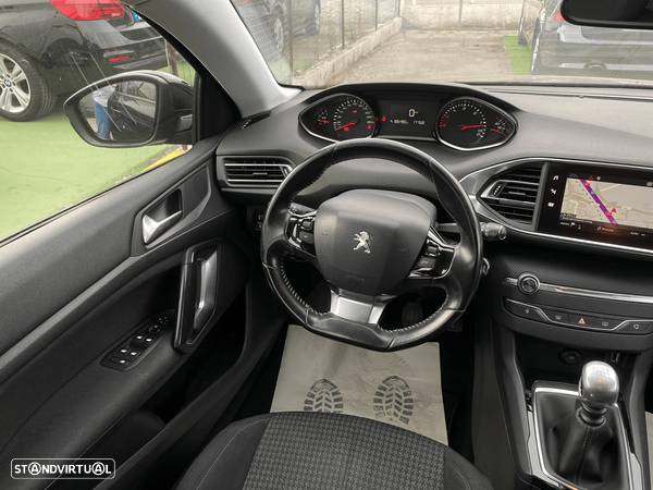 Peugeot 308 SW 1.5 BlueHDi Style - 23