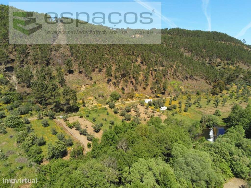 Terreno junto à ribeira do Sesmo - Grande imagem: 4/12