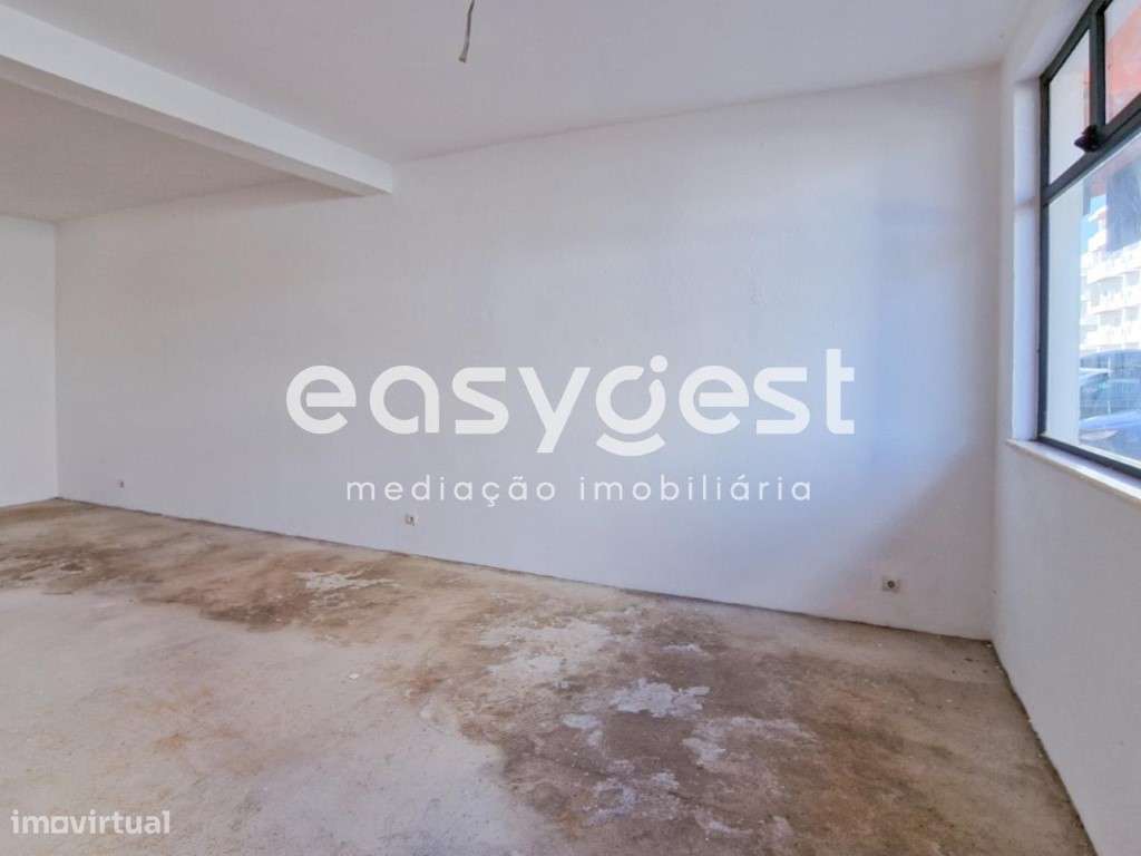 Loja com 60m2 em Olhão - Grande imagem: 3/9