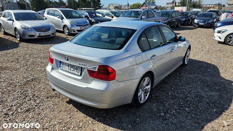 BMW Seria 3 320i - 6