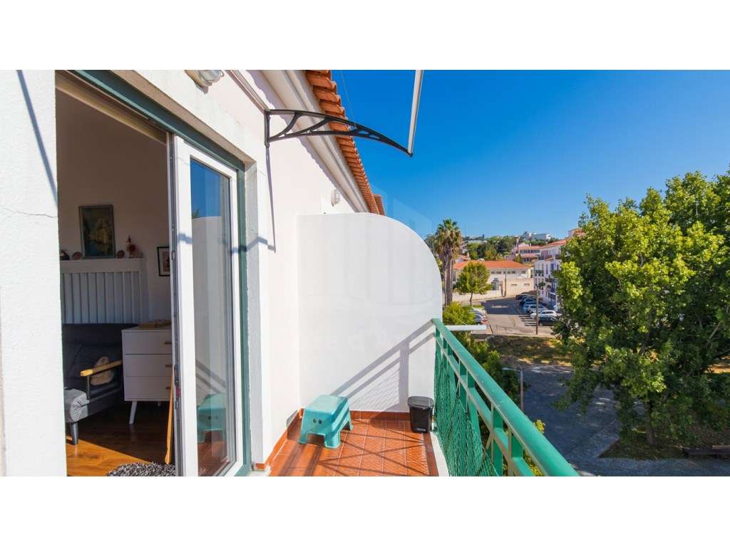 T2 com terraço em Sesimbra-26