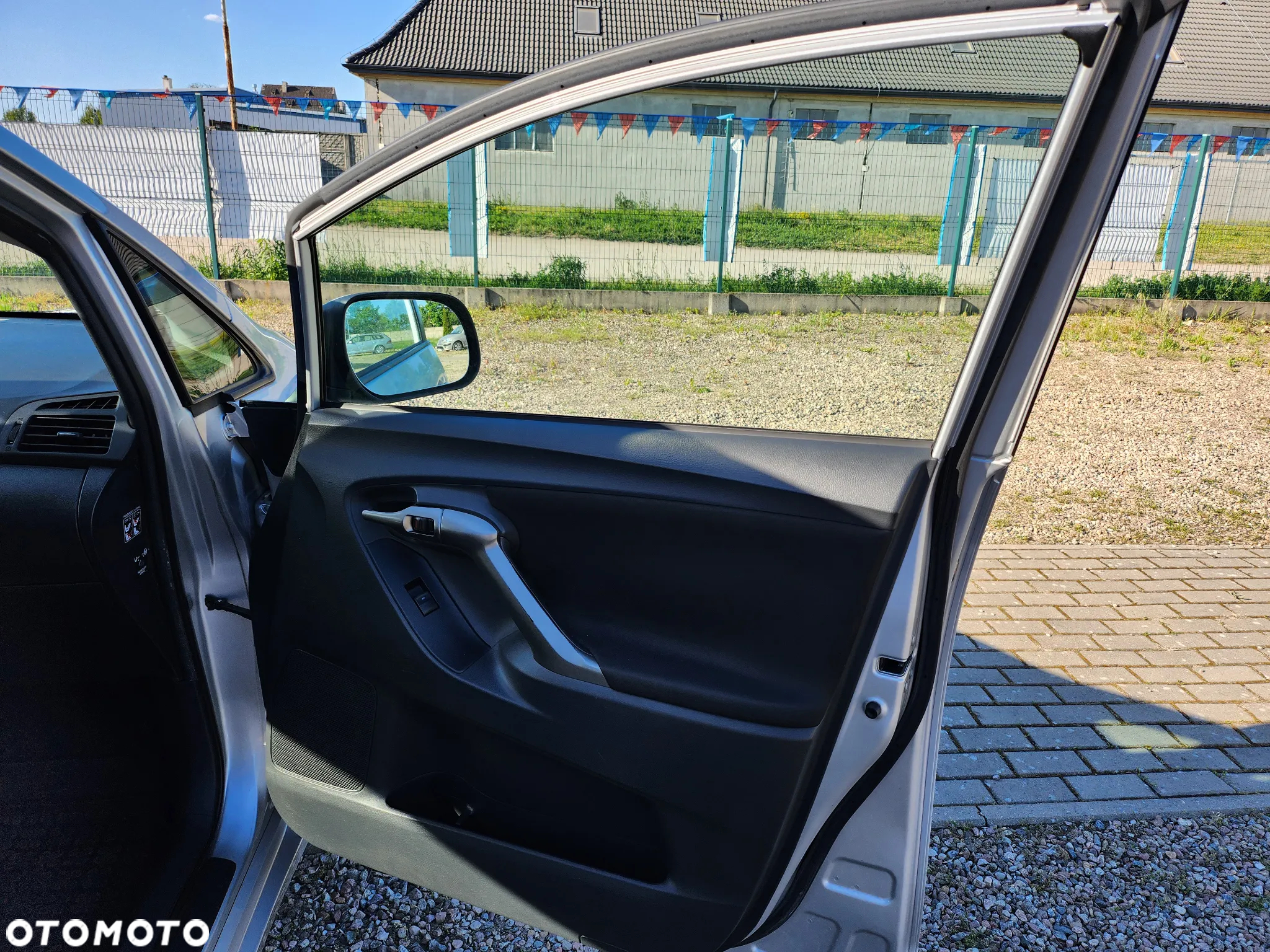 Toyota Verso 2.0 D-4D Sol - 12