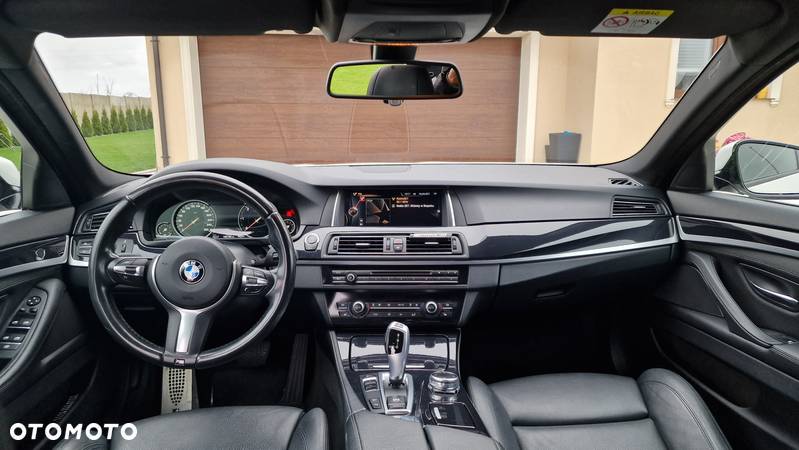BMW Seria 5 520d xDrive - 6
