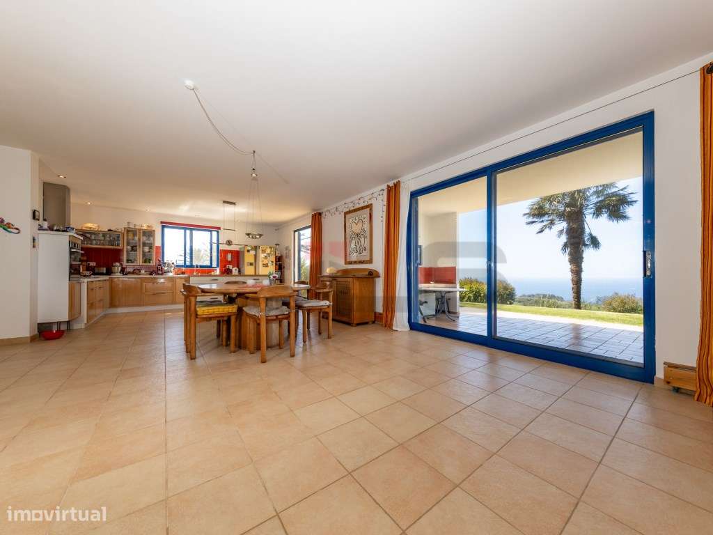 Refúgio Exclusivo com Vista Panorâmica Sobre o Atlântico - Costa Su...-29
