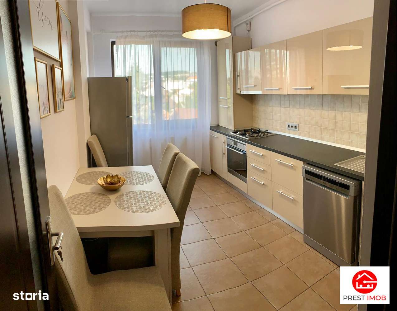 De inchiriat apartament lux ultracentral - Imagine principală: 2/12