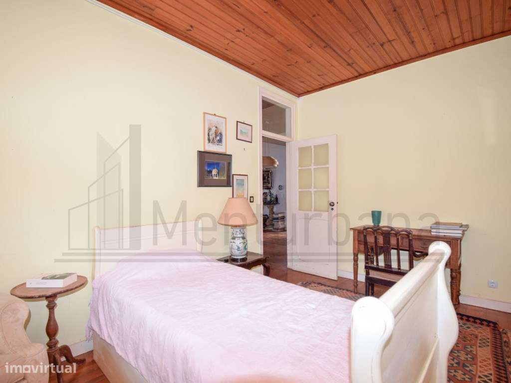 MORADIA INDEPENDENTE NO ESTORIL COM VISTA MAR-41