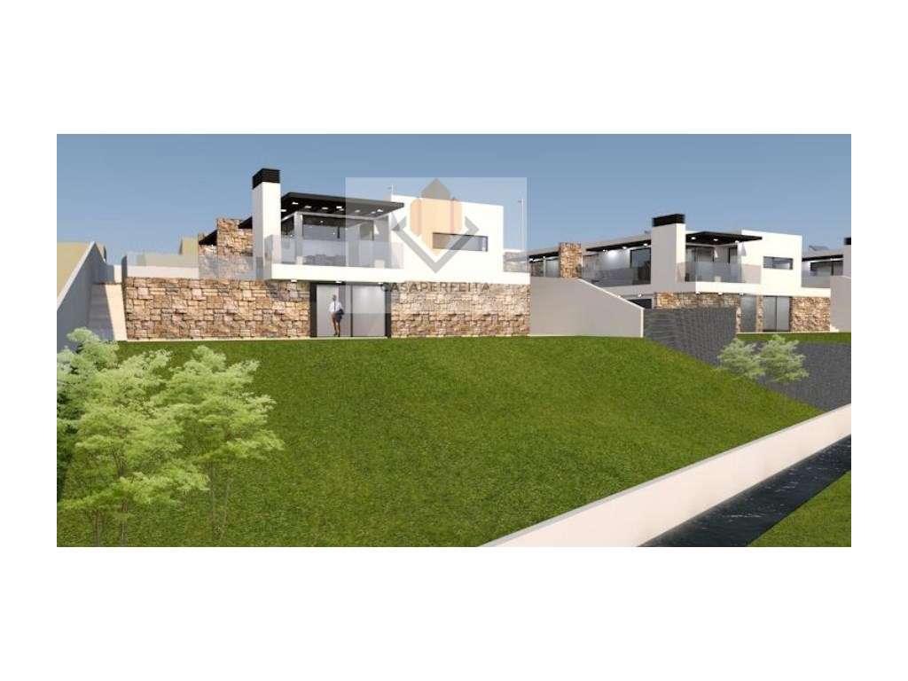 Moradia T4 de Luxo com 4 Frentes, 4 Suites, Elevador, Piscina e Jar... - Grande imagem: 5/30