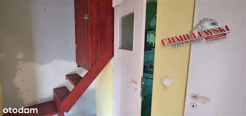 Mieszkanie ze strychem, garażem i dużym ogródkiem.-8